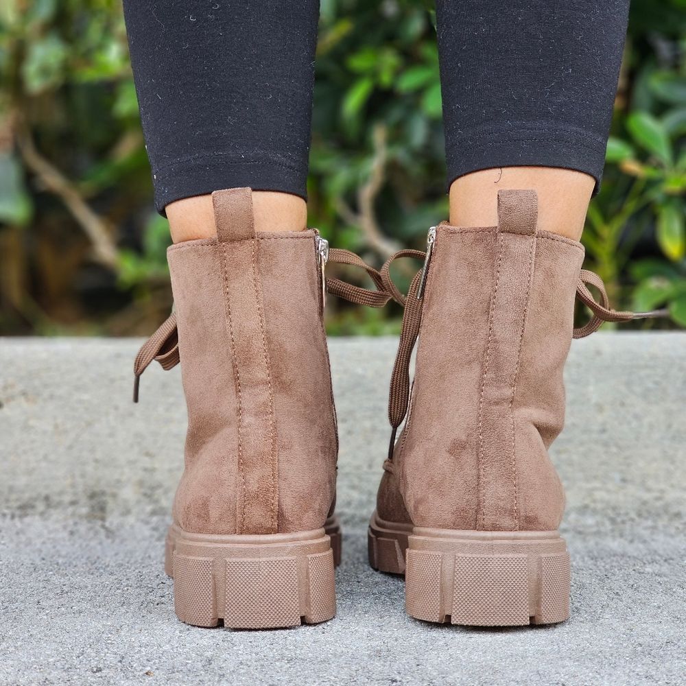 Womens Suede Nude Combat Ankle Boots Lace Up Heeled - Picture 4 of 5